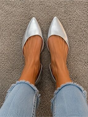 Old Navy Metallic Silver Pointed D'Orsay Flats